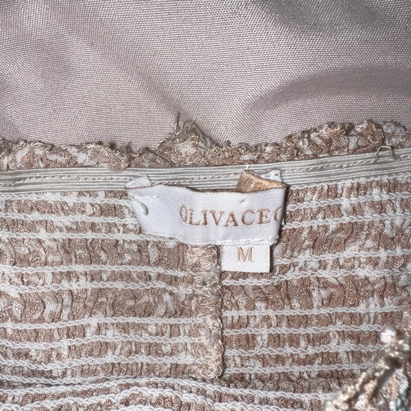 Super stretch off the shoulder top - Picture 2 of 3